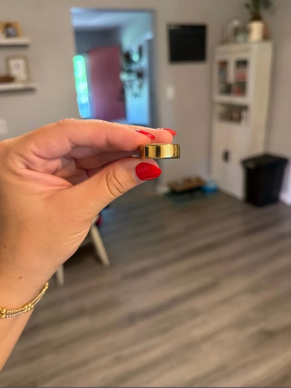 Oura Ring 4 Smart Wellness Ring - Gold Size 8